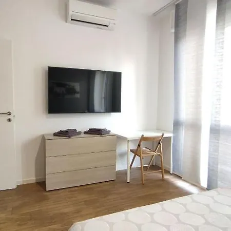 Santa Viola House Apartment Bologna